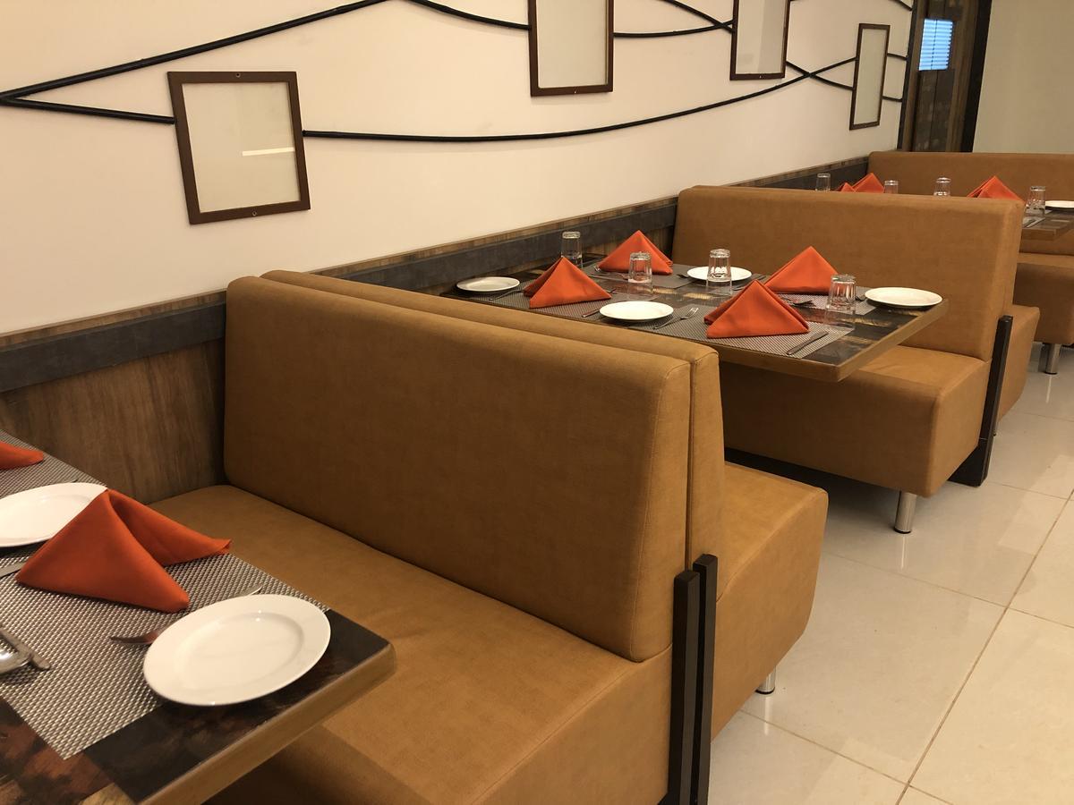 Kyriad Hotel Vijayapura By Othpl Bijāpur エクステリア 写真