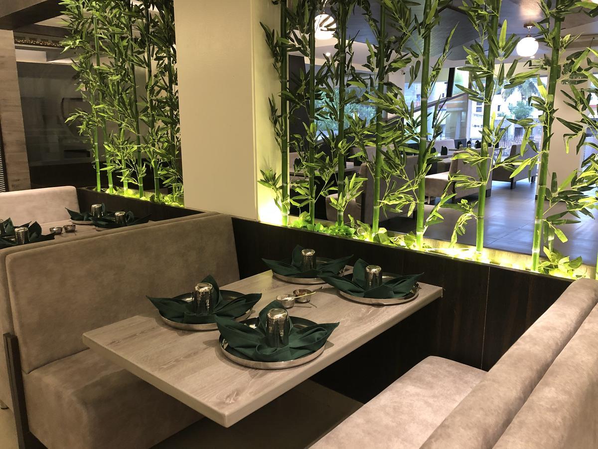 Kyriad Hotel Vijayapura By Othpl Bijāpur エクステリア 写真